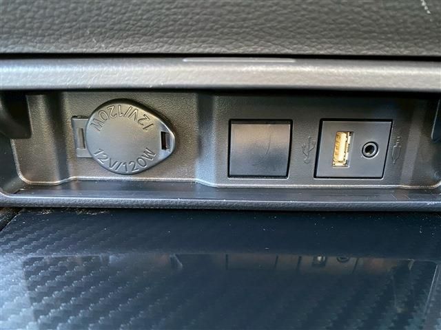 TOYOTA CROWN SEDAN HYBRID 2019 Image 31