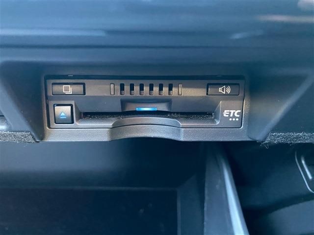 TOYOTA CROWN SEDAN HYBRID 2019 Image 31