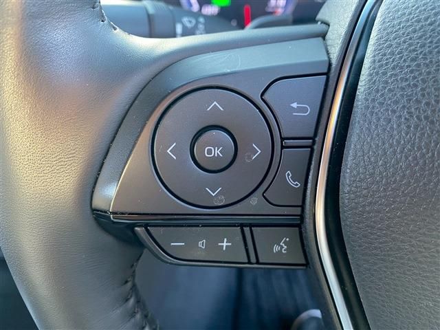 TOYOTA CROWN SEDAN HYBRID 2019 Image 31