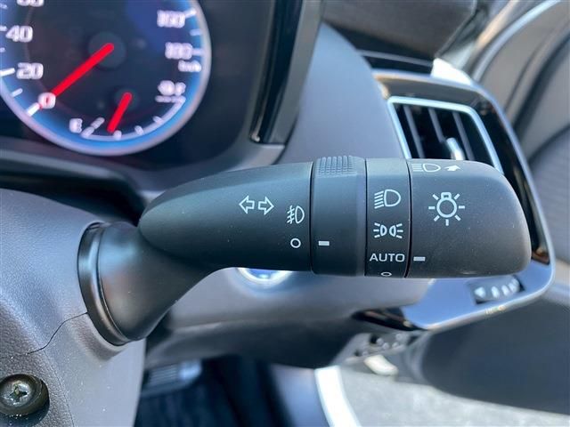 TOYOTA CROWN SEDAN HYBRID 2019 Image 31