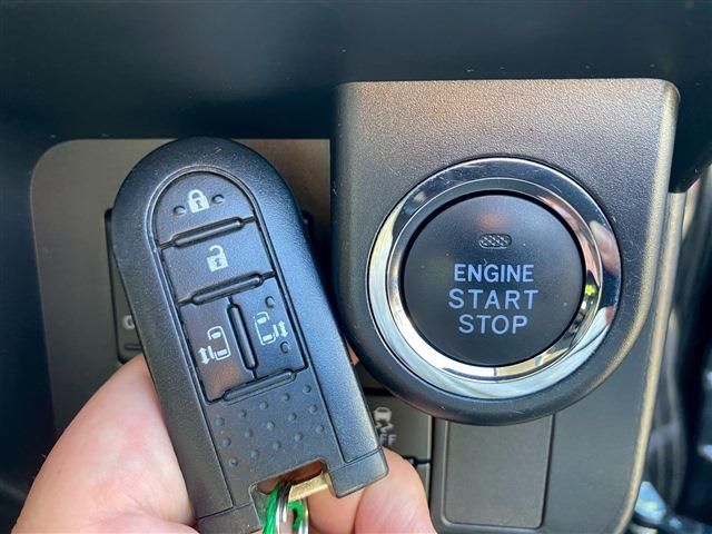 TOYOTA ROOMY 2020 Image 31