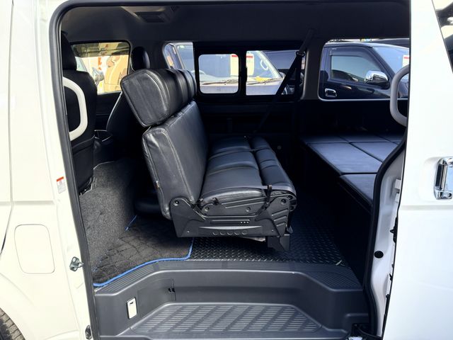 TOYOTA HIACE WAGON 2015 Image 31