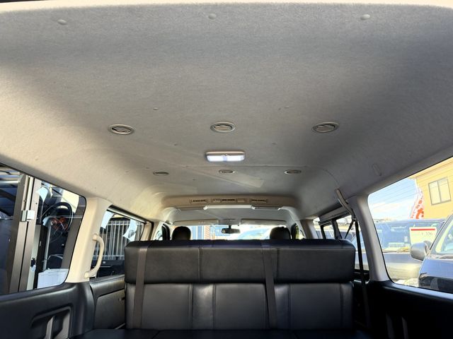 TOYOTA HIACE WAGON 2015 Image 31