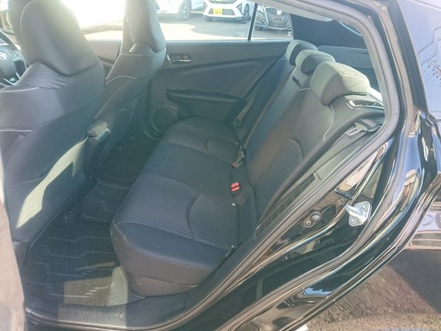 TOYOTA PRIUS PHV 2019 Image 31