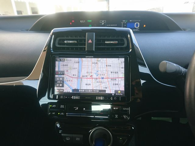 TOYOTA PRIUS PHV 2019 Image 31