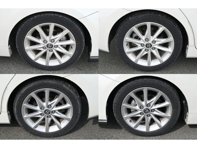 TOYOTA PRIUS ALPHA 2014 Image 31