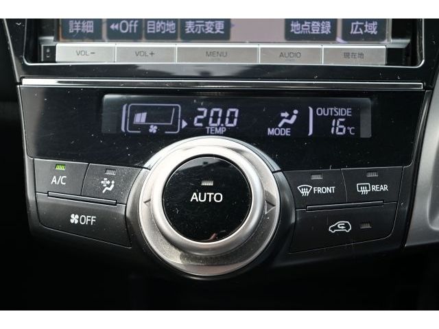 TOYOTA PRIUS ALPHA 2014 Image 31