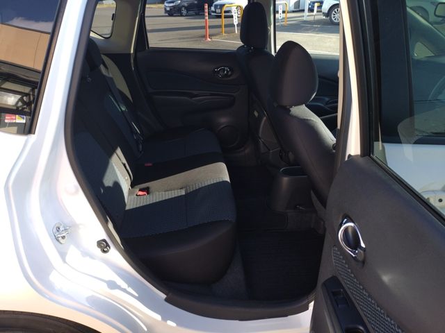 NISSAN NOTE 2015 Image 31