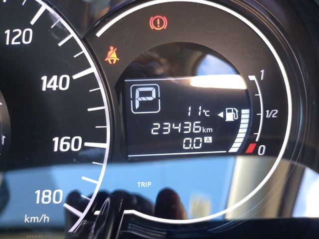 NISSAN NOTE 2015 Image 31