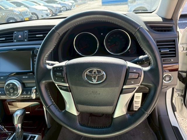 TOYOTA MARK X 2010 Image 31