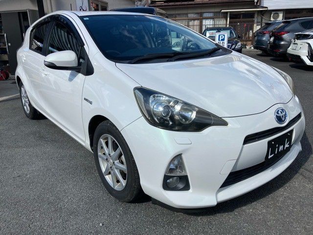 TOYOTA AQUA 2013 Image 31