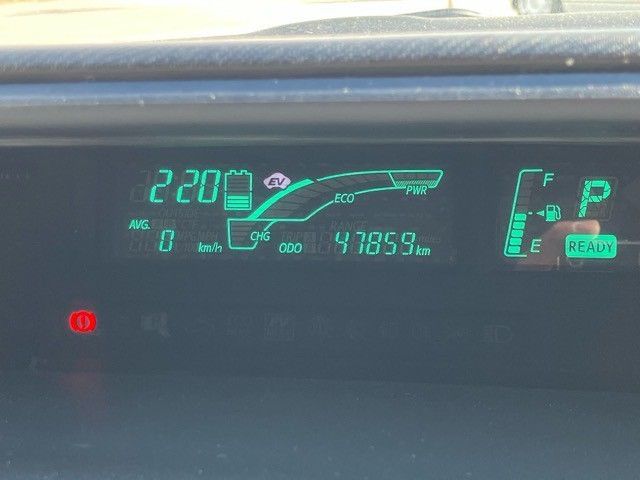 TOYOTA AQUA 2013 Image 31