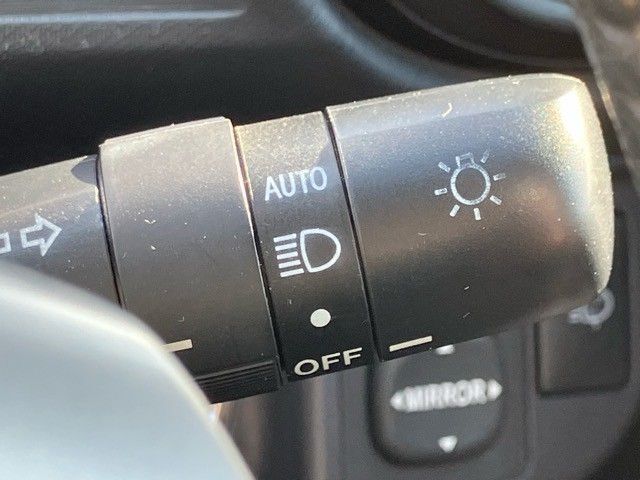 TOYOTA AQUA 2013 Image 31