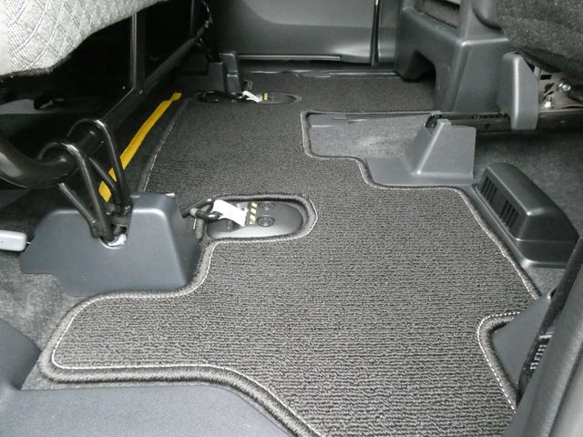 DAIHATSU TANTO 2022 Image 31