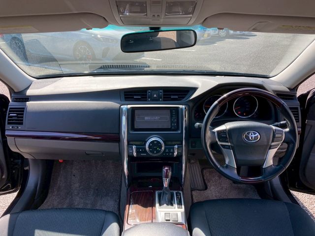 TOYOTA MARK X 2011 Image 31