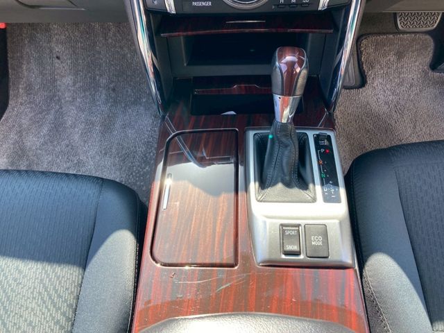 TOYOTA MARK X 2011 Image 31