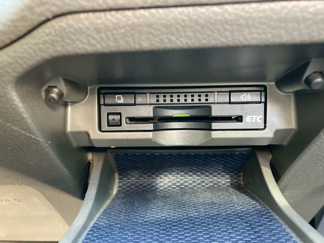 TOYOTA MARK X 2011 Image 31