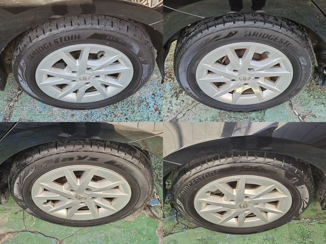 TOYOTA PRIUS ALPHA 2012 Image 31