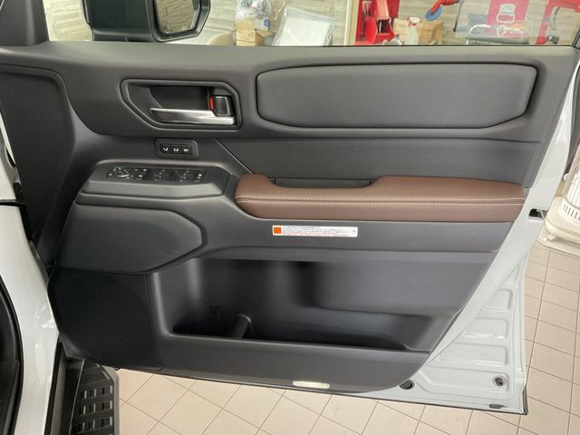 TOYOTA LANDCRUISER 250 2024 Image 31