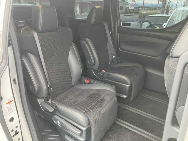 TOYOTA ALPHARD 2021 Image 31