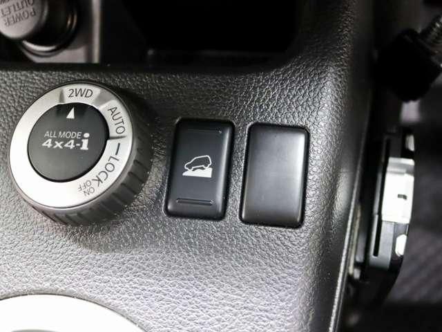 NISSAN X-TRAIL 4WD 2009 Image 31