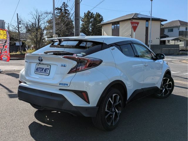 TOYOTA C-HR 2017 Image 31