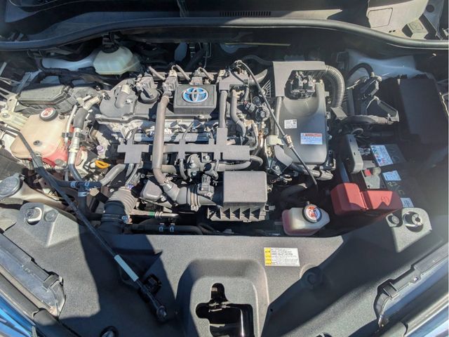 TOYOTA C-HR 2017 Image 31