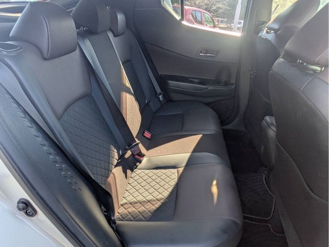 TOYOTA C-HR 2017 Image 31