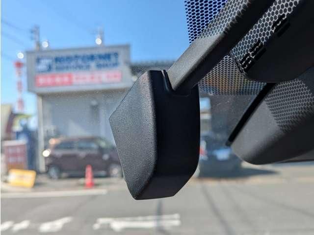 TOYOTA C-HR 2017 Image 31