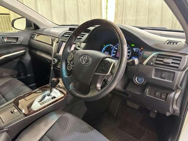 TOYOTA CAMRY HYBRID 2014 Image 31