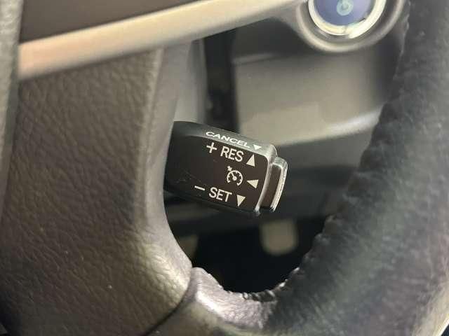 TOYOTA CAMRY HYBRID 2014 Image 31