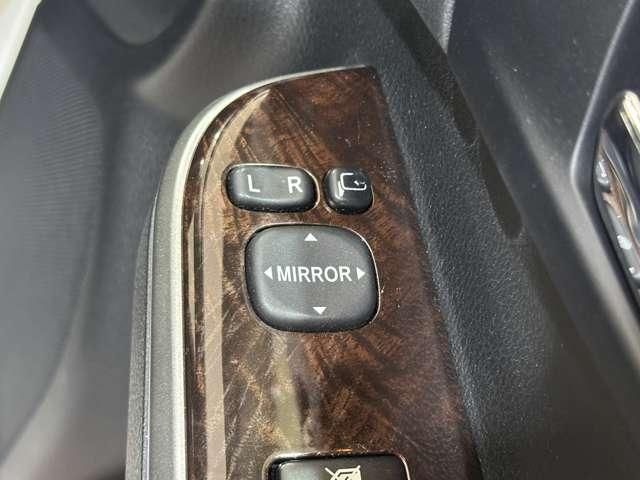 TOYOTA CAMRY HYBRID 2014 Image 31