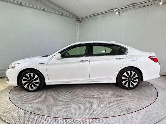 HONDA ACCORD HYBRID 2013 Image 31