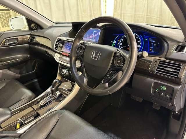 HONDA ACCORD HYBRID 2013 Image 31