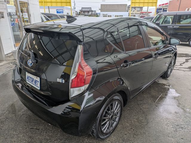 TOYOTA AQUA 2015 Image 31