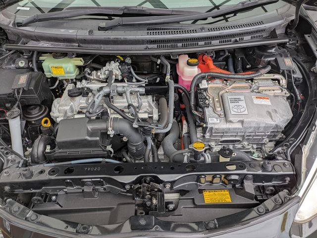 TOYOTA AQUA 2015 Image 31