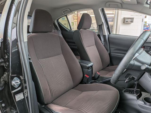 TOYOTA AQUA 2015 Image 31