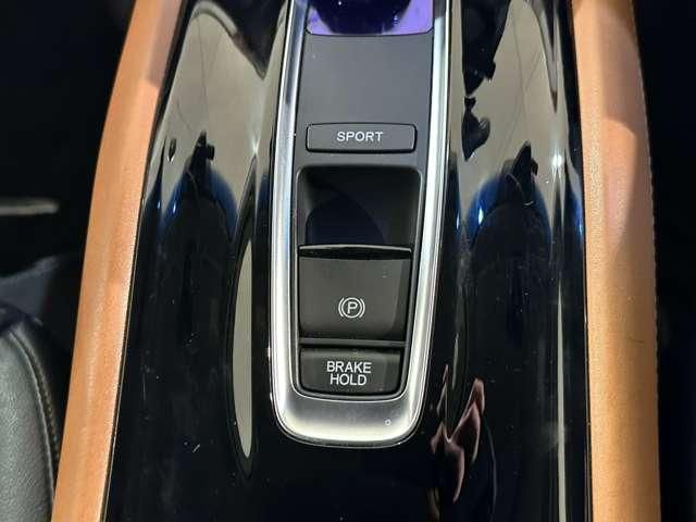 HONDA VEZEL HYBRID 2016 Image 31