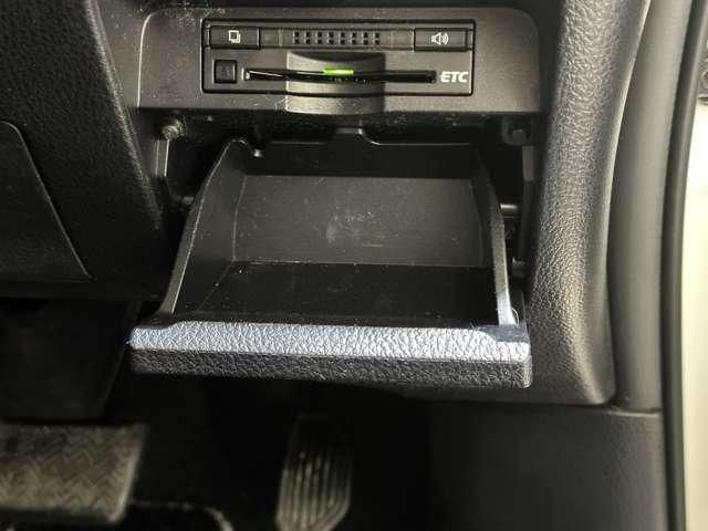 TOYOTA ESQUIRE 2014 Image 31