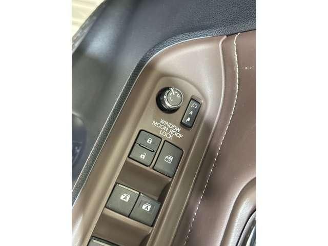 TOYOTA ESQUIRE 2014 Image 31