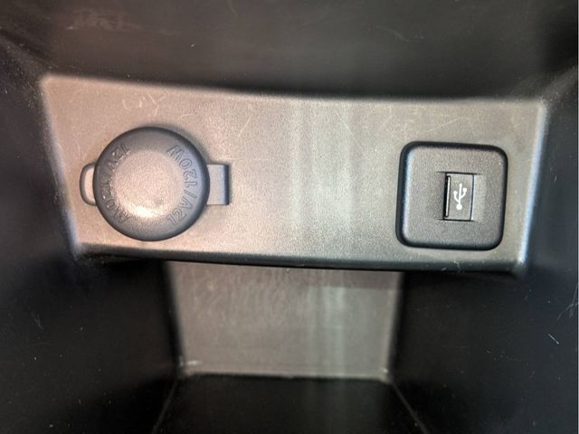 SUZUKI SWIFT 2013 Image 31