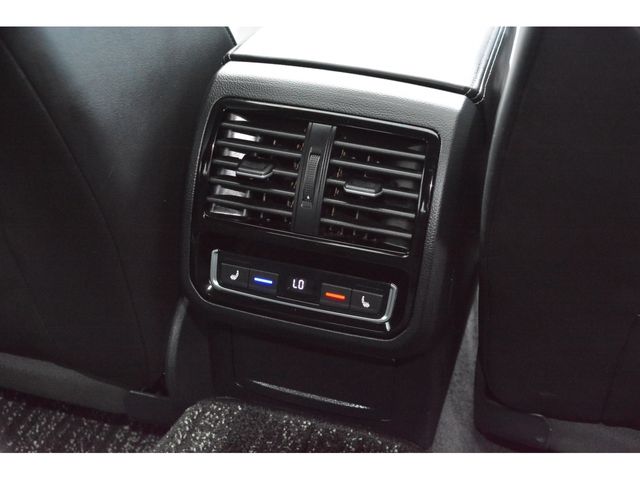 VOLKSWAGEN ARTEON 2017 Image 31