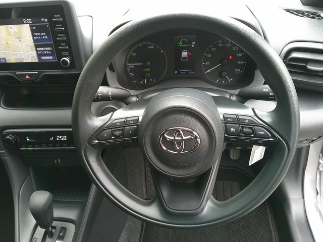 TOYOTA YARIS HYBRID 2023 Image 31