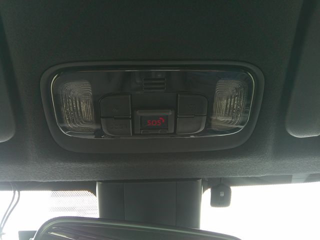 TOYOTA YARIS HYBRID 2023 Image 31