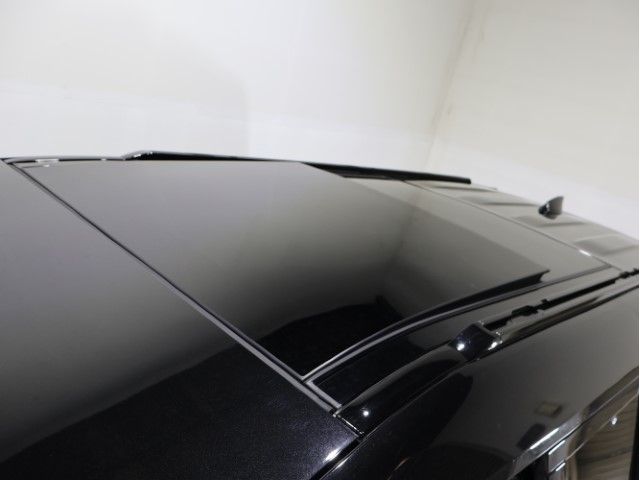 ROVER DEFENDER 2024 Image 31