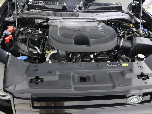 ROVER DEFENDER 2024 Image 31