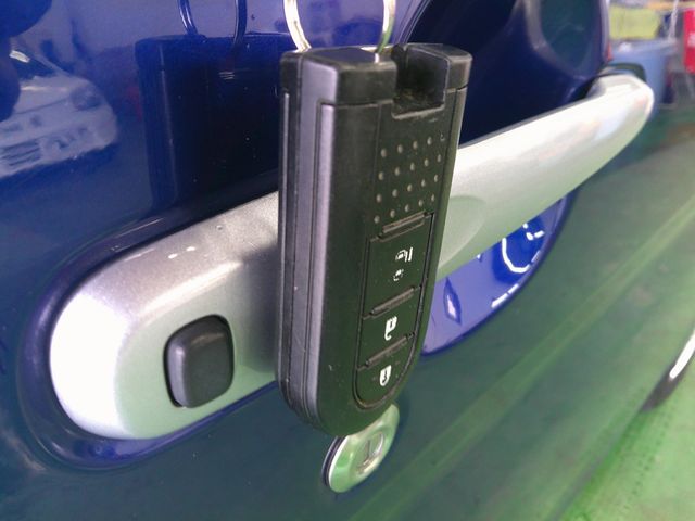 DAIHATSU TANTO 4WD 2018 Image 31