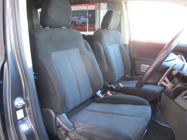 MITSUBISHI DELICA D:5 4WD 2007 Image 31