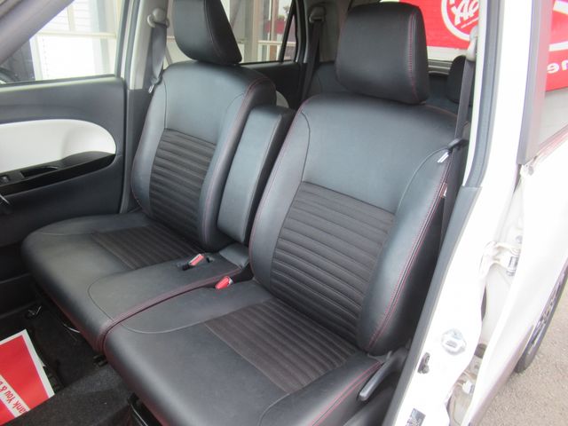 DAIHATSU CAST ACTIVA 2017 Image 31