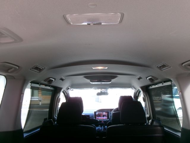 TOYOTA NOAH 2014 Image 31